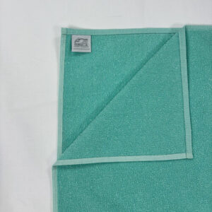 Toalla especial para piscina, tamaño 100x185 y 450 grs. en color liso por ambas caras
